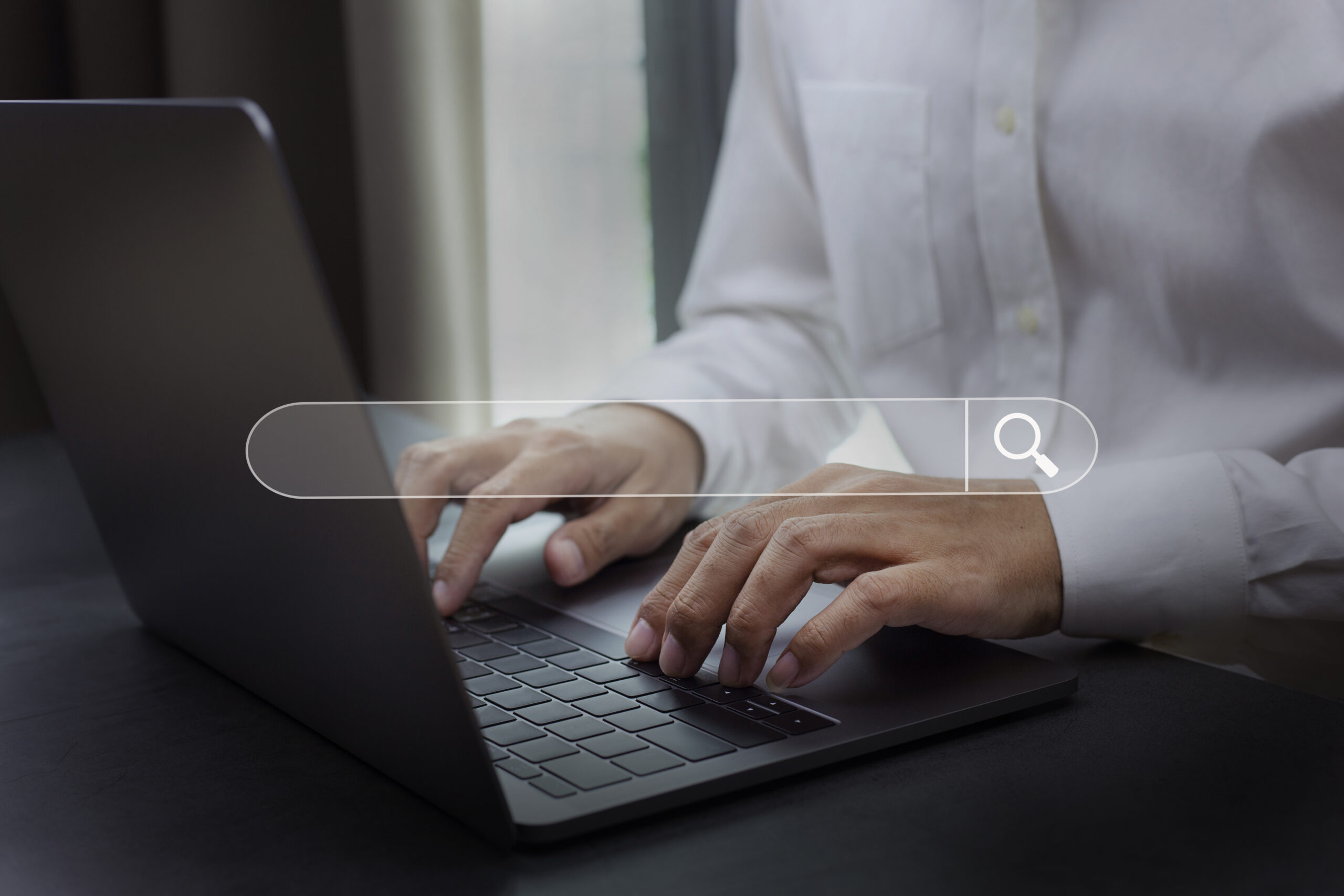 pesquisando-informacoes-de-dados-de-navegacao-da-internet-com-barra-de-pesquisa-em-branco